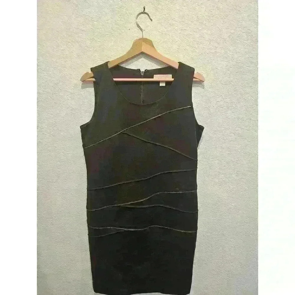 Michael Kors Brown stretch Zipper accent dress. SZ 10.